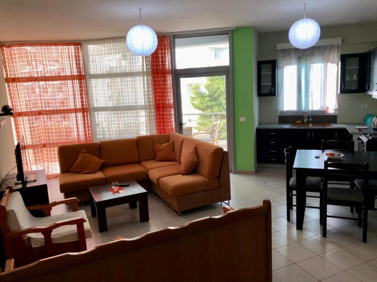 Lorenso Guest House Sarandë 外观 照片