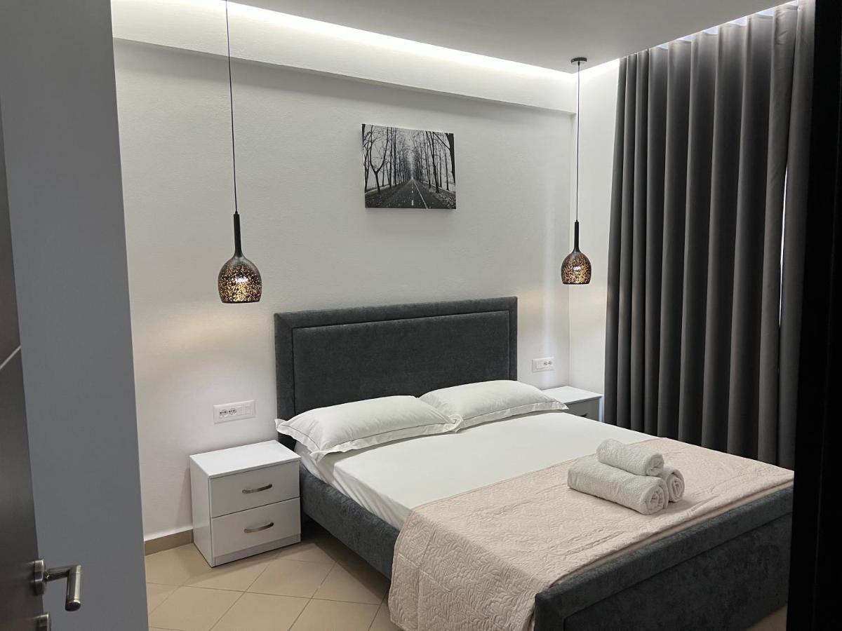 Lorenso Guest House Sarandë 外观 照片