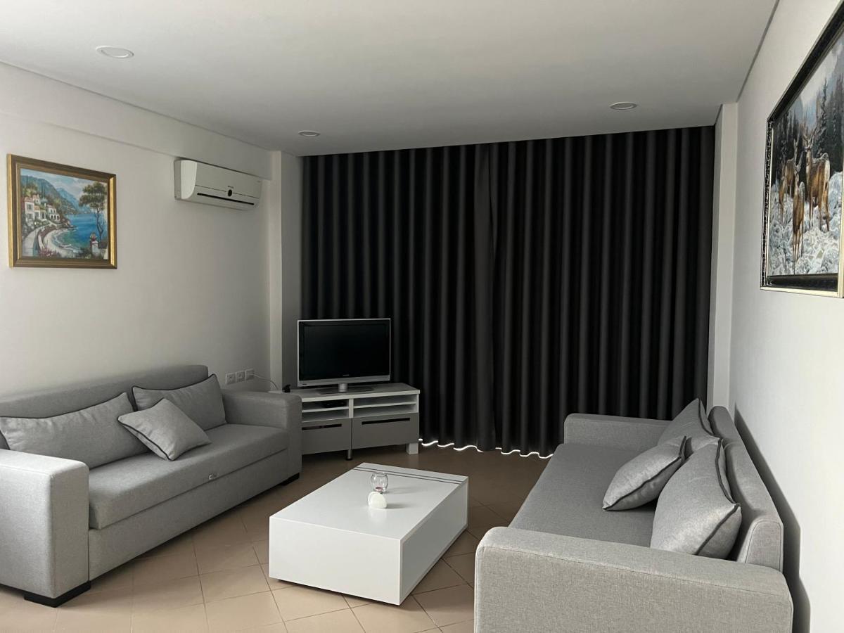 Lorenso Guest House Sarandë 外观 照片