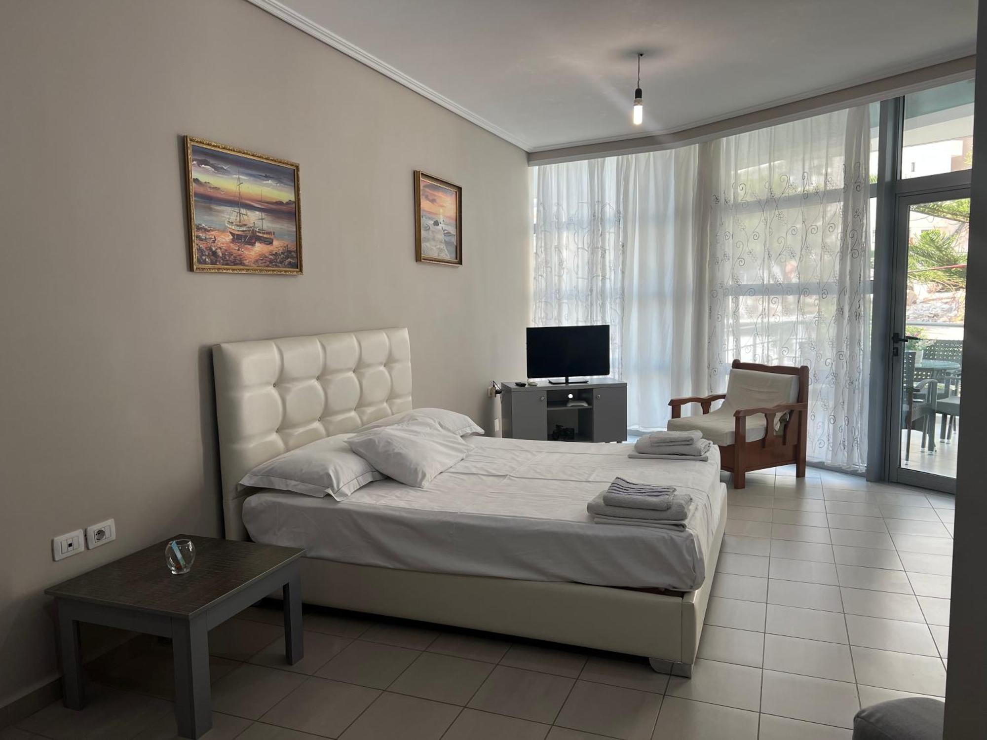 Lorenso Guest House Sarandë 外观 照片